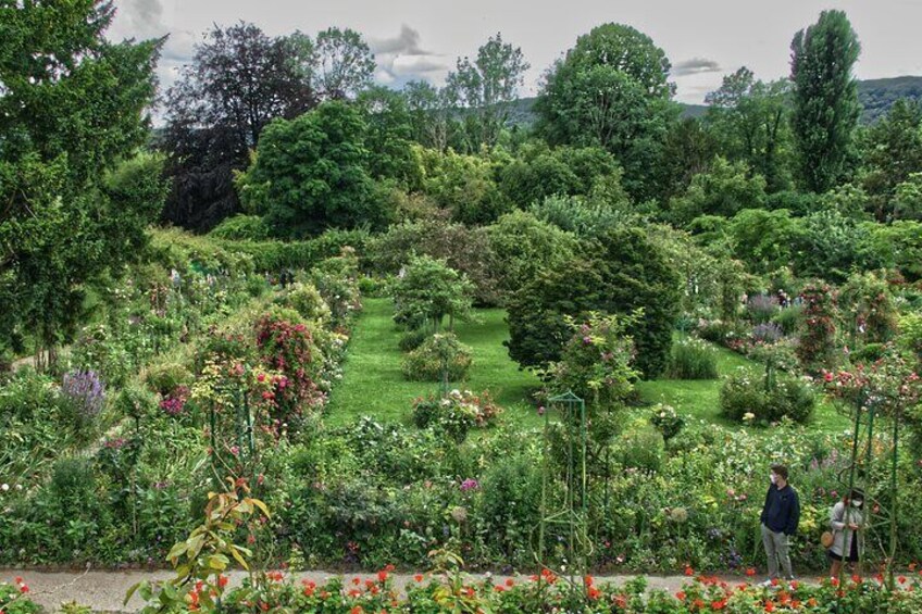 Giverny Gems: Exclusive Guided Walking Tour