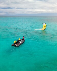 在富埃特文圖拉島學習風箏衝浪！