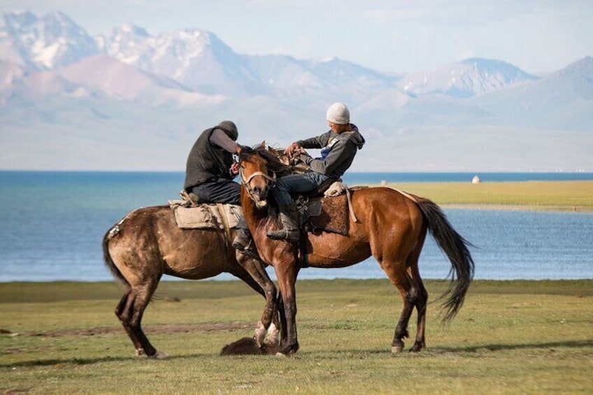 13 Days Private Tour in Kyrgyzstan