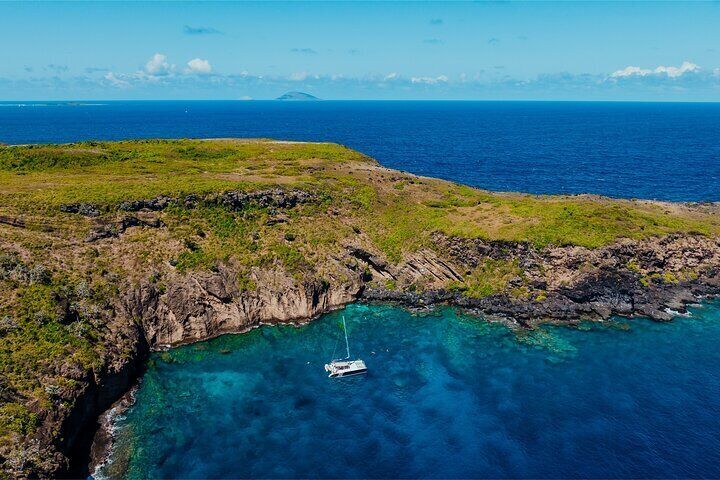  Full Day Catamaran Cruise - North Ilot Gabriel (sharing)