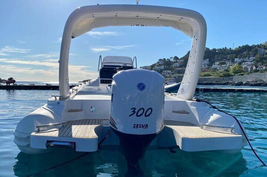 Dinghy Rental 8.60 300 Horsepower in Castellammare del Golfo