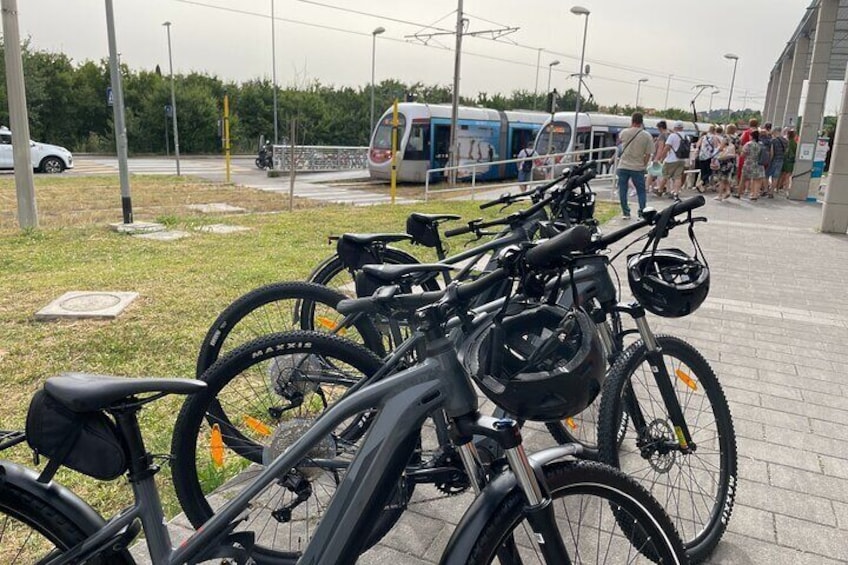 E-bike or tramway, what's best?