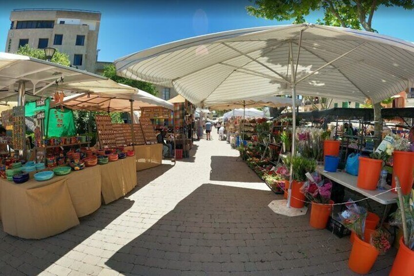 Cap de Formentor: Market, Beach and Alcudia Tour