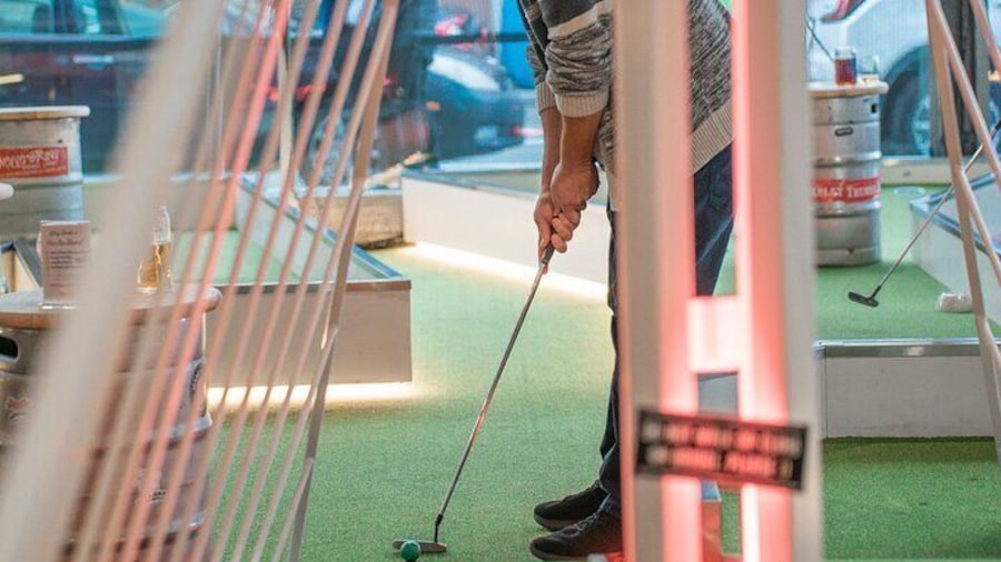 Mini Golf Experience 9 Hole Course in Sacramento