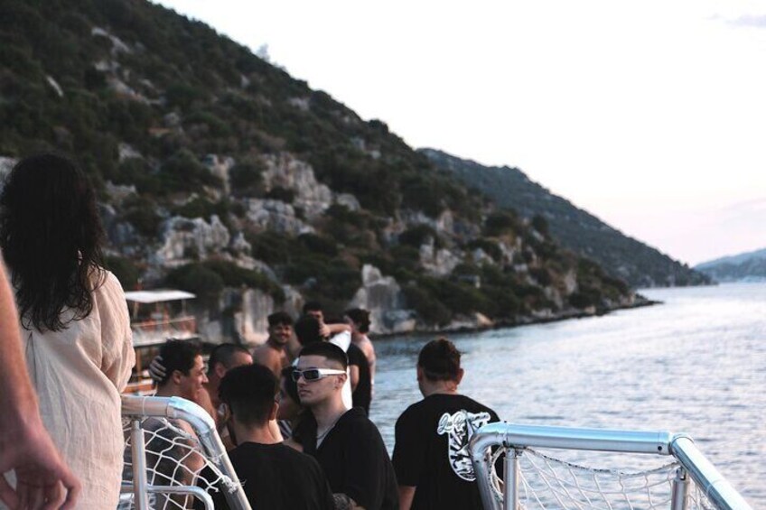 Private Kekova Sunset Party Boat Tour With DJ Performance