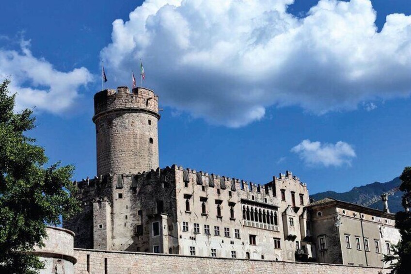 Trento Walking Tour with Audio and Written Guide