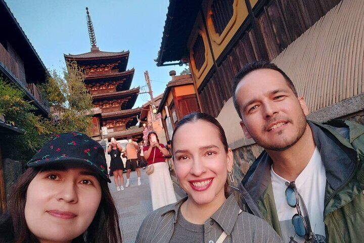 Kyoto Exploration with an Accredited Government Guide