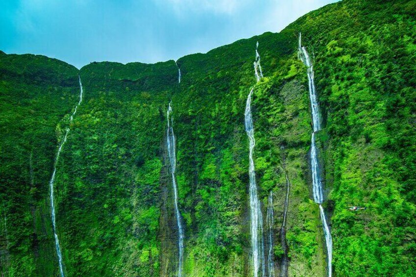 Kohala Coast Volcano Waterfalls-90 Min Heli Tour-Doors Off or On