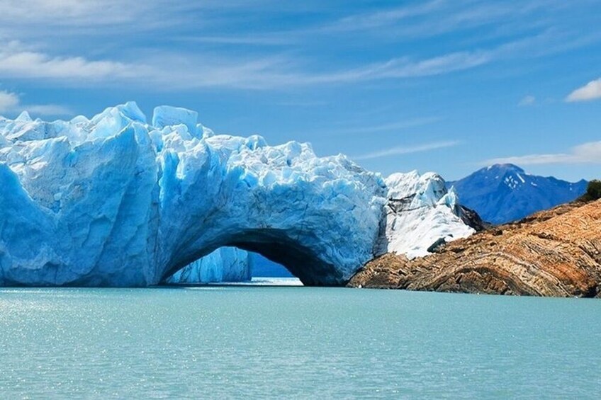 Full Day Tour to Perito Moreno Glacier with Navigation