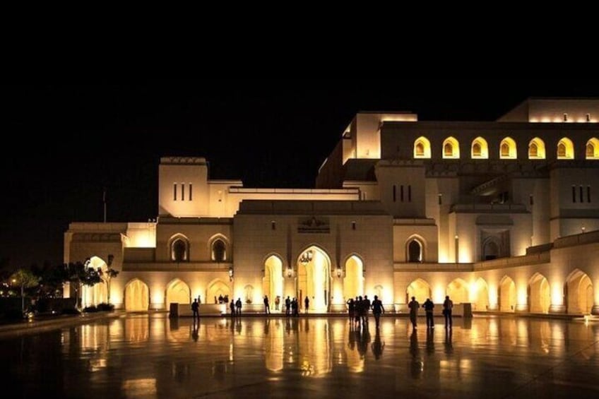 Family Friendly Premium Muscat Half Day City Private Tour 