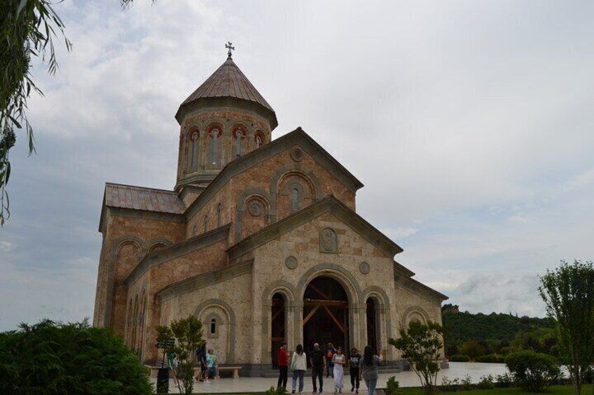 Land of the Sun Full Day Wine and Grapes Tour in Kakheti