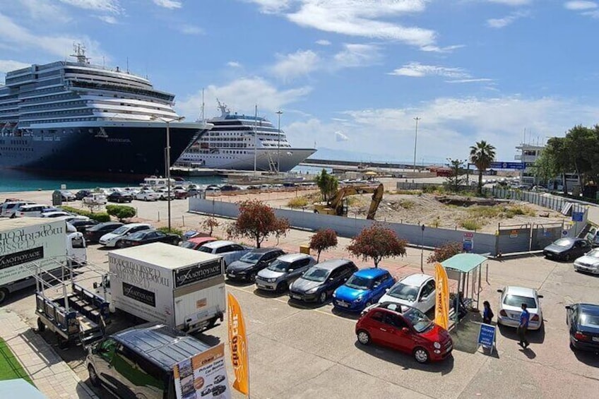 Private Olive Oil Tour and Tasting with Lunch from Itea Port 