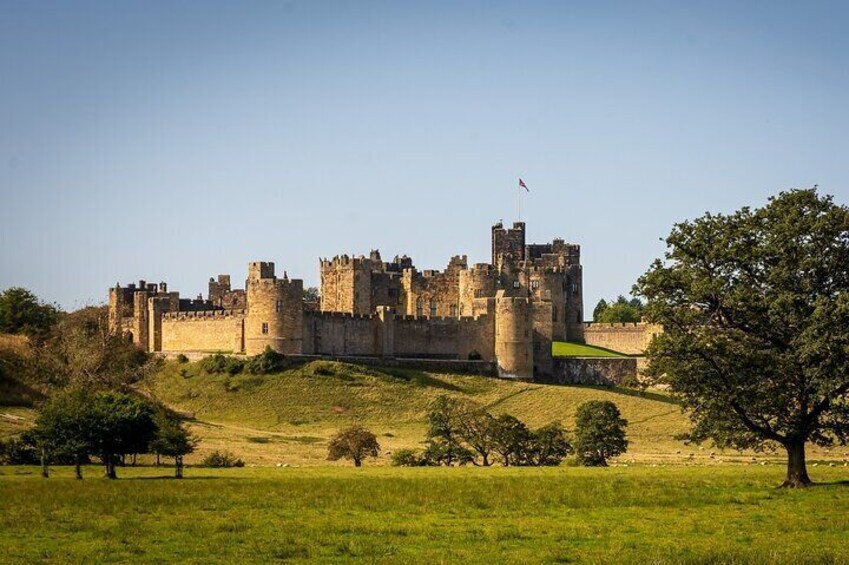 Northumberland Castles & Coast Interactive Travel Guide