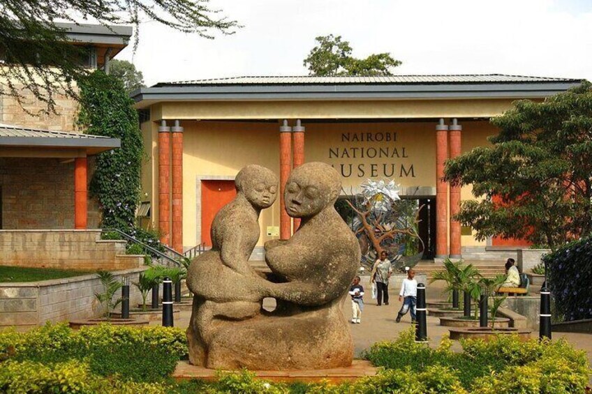 Nairobi Airport Layover Tour to Nairobi National Museum