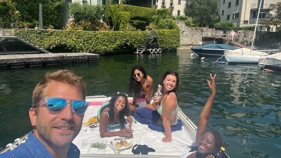 4 Hours Private Boat Tour on Lake Como