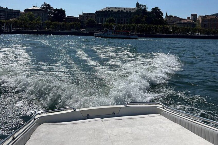 4 Hours Private Boat Tour on Lake Como