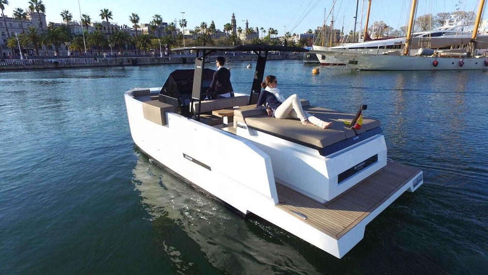 Valencia: Sunset Private Boat Tour With Cava