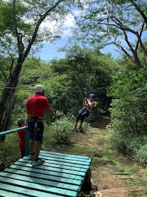 Tamarindo: Ziplining in the Costarican jungle