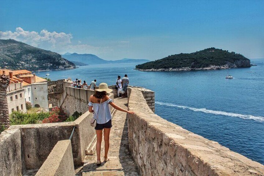 From Budva: Dubrovnik Medieval Highlights Day Trip