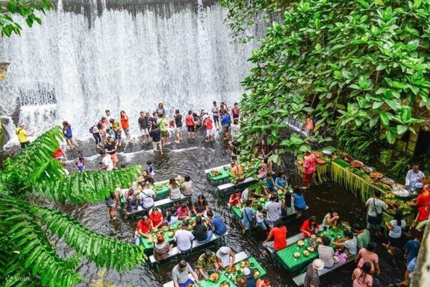 WATERFALL LUNCH 