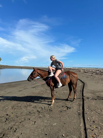 Picture 4 for Activity Esterillo Este: Personalized Beach Horseback Adventure