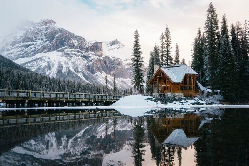 Discover Banff with Moraine Lake & Lake Louise | Private Tour