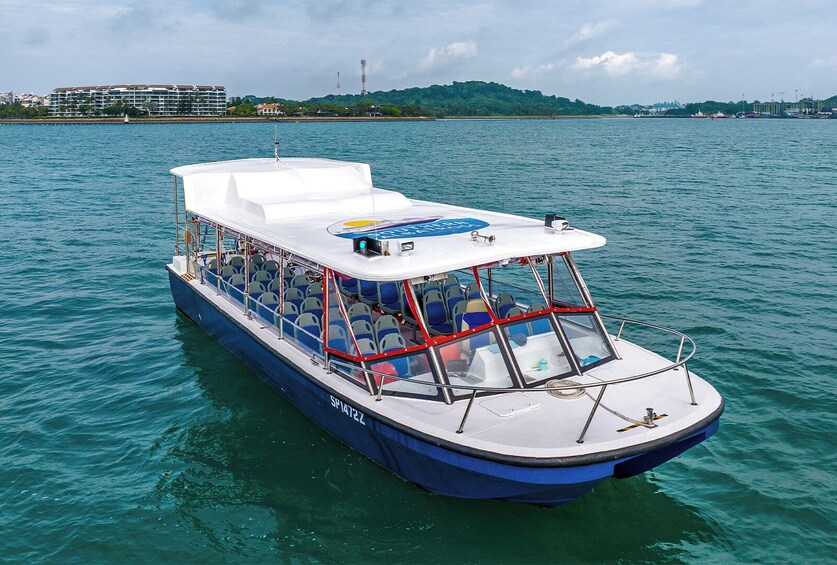 Southern Albatross - 1hr Cruise to explore Singapore's Southern Islands