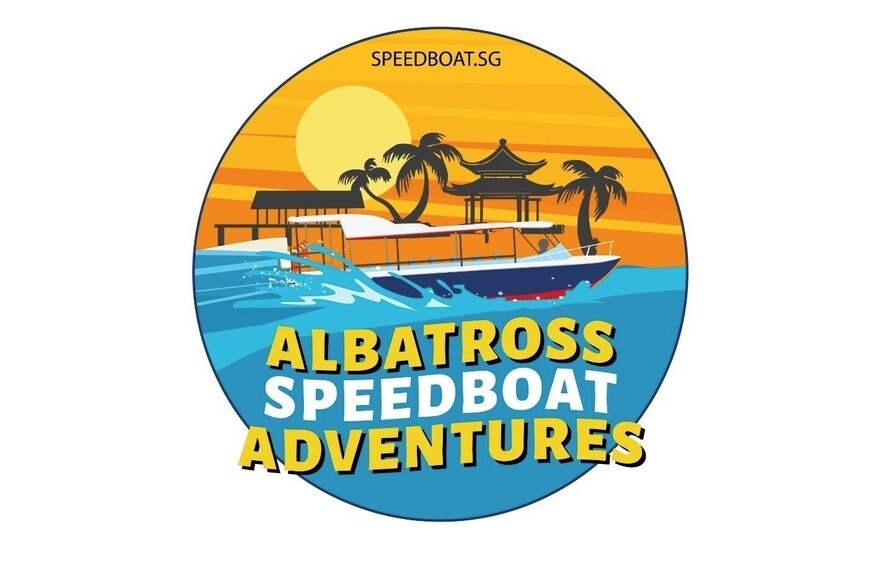 Singapore:  Albatross Speedboat Adventures cruising in Sentosa