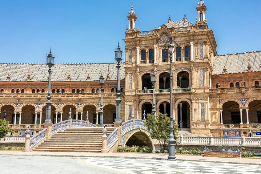 Seville Cultural Tour with Local Guide from the Algarve