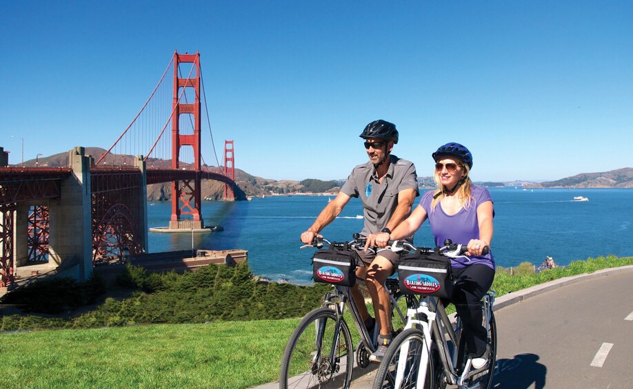 Golden Gate Bridge Bike Tour with Muir Woods & Sausalito Tour