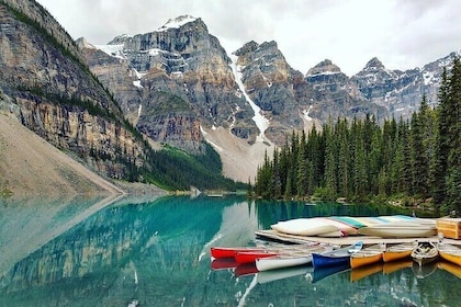 Emerald Lake,Takakkaw Falls, Moraine and Lake Louise Private Tour
