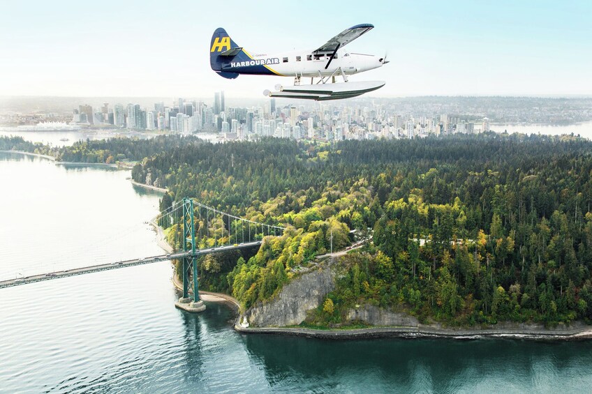 From Vancouver: Round-trip Day Trip to Whistler by Seaplane