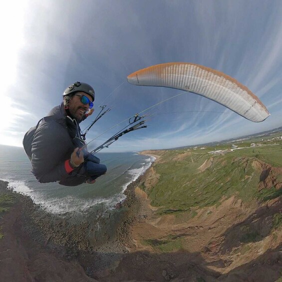 Picture 1 for Activity Nazare: Paragliding tandem flight