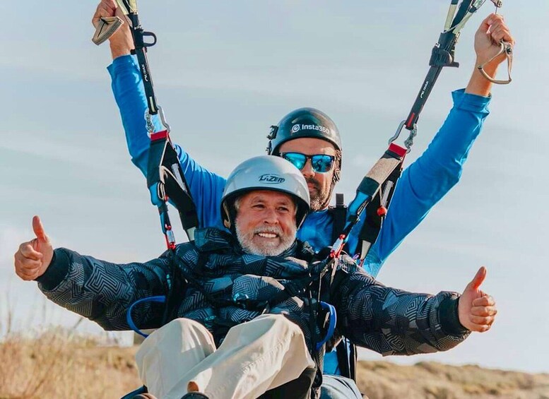 Nazare: Paragliding tandem flight