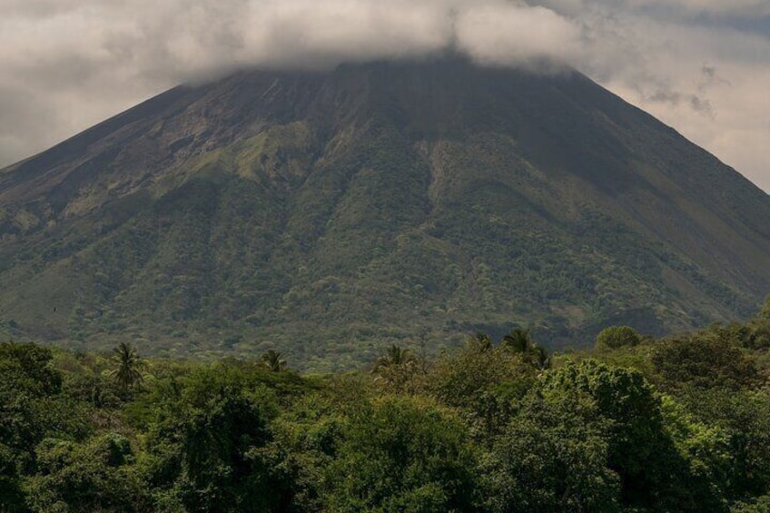 Private Tour Ometepe trekking Volcano Concepcion