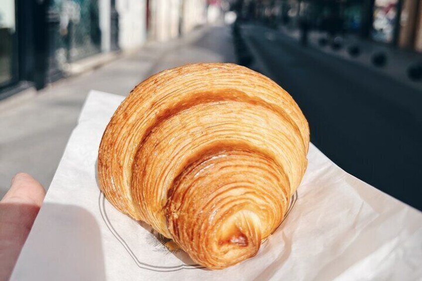 Croissant Food Tour in Cannes