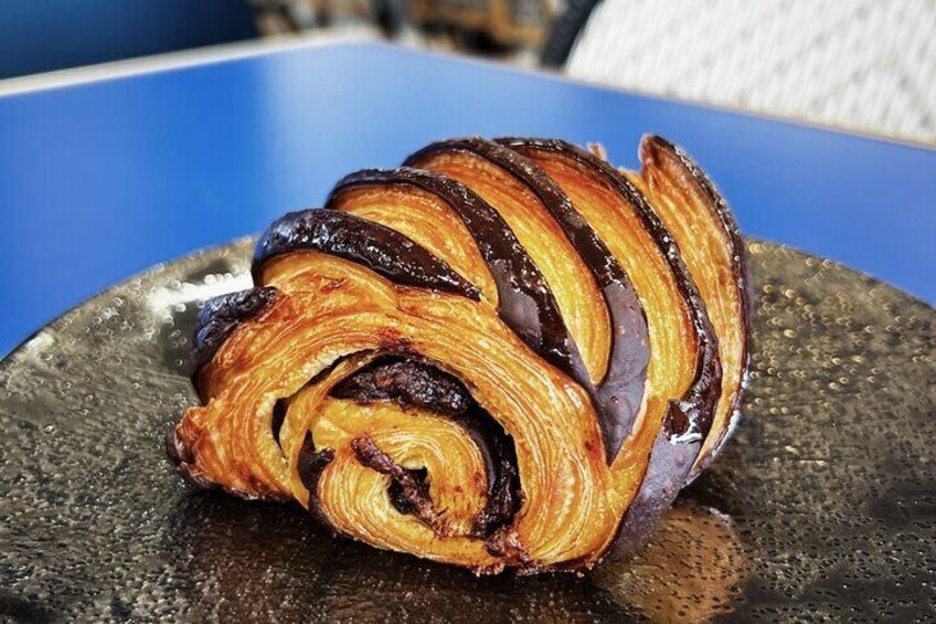 Croissant Food Tour in Cannes