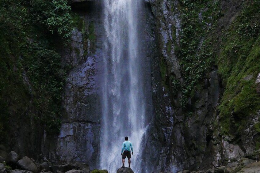 Kekoldi Waterfall 