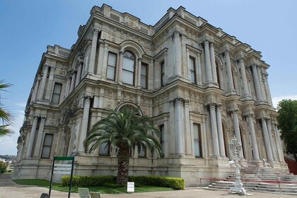 Istanbul: Beylerbeyi Palace spring køen over Billet