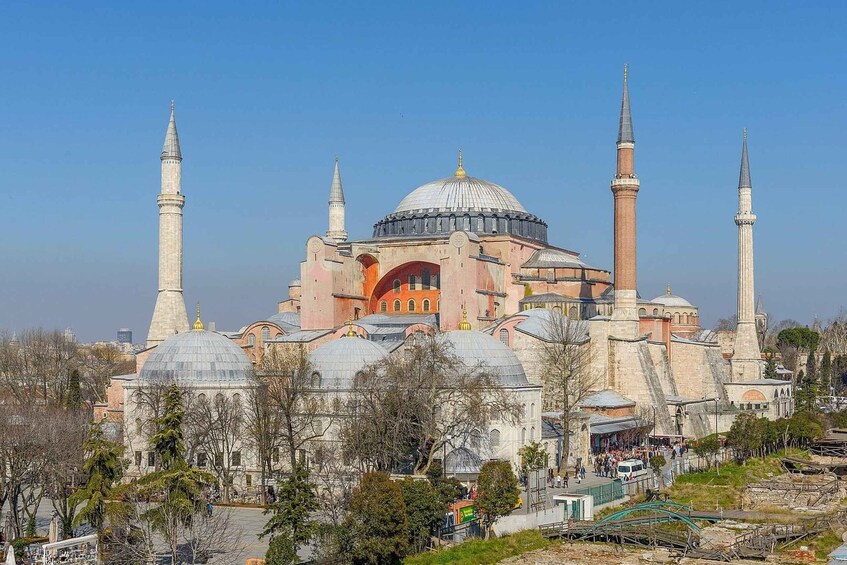 Picture 1 for Activity Istanbul: Hagia Sophia and Blue Mosque Tour with Tickets