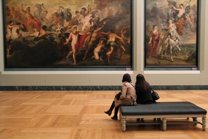 Visita al museu del Louvre amb aplicació per descarregar (accés reservat)