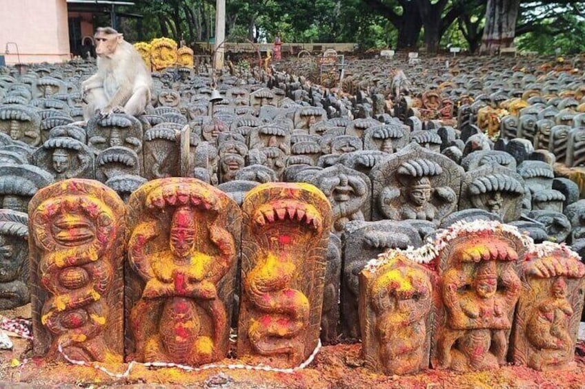 Full Day Guided Tour in Adiyogi, Lepakshi and Vidurashwatha