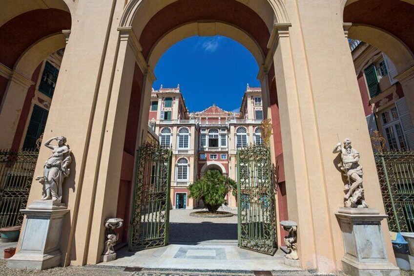 Kid-Friendly Private Genoa Highlights Guided Tour