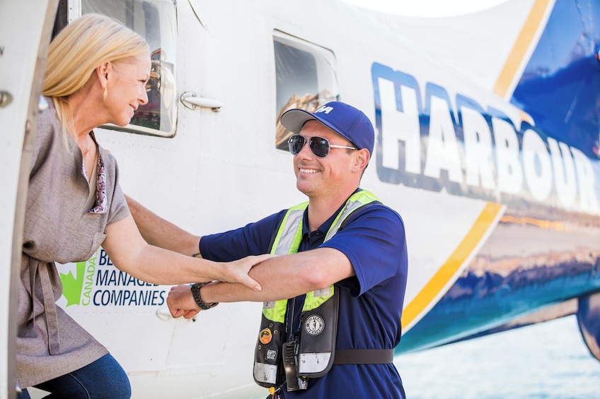 From Vancouver: Scenic Seaplane flight to Whistler & Bus return