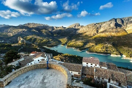 From Valencia & Calpe: Guadalest, Altea & Algar Waterfalls