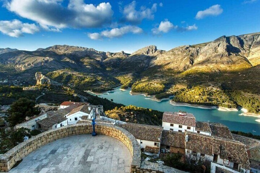 From Valencia & Calpe: Guadalest, Altea & Algar Waterfalls