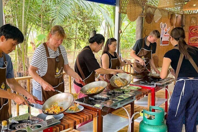 Cook your own dishes by the instruction of 10 years experienced teacher