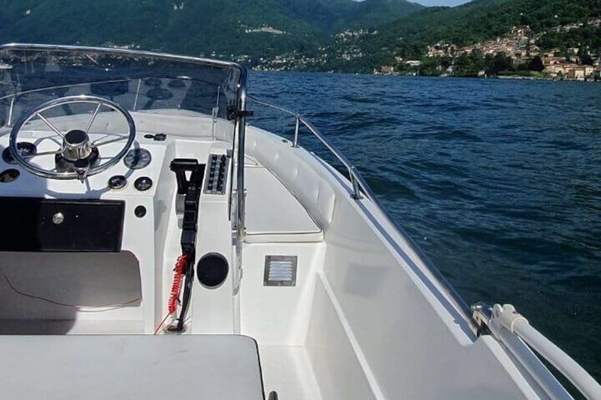 Self Driving Boat Tour in Como Italy