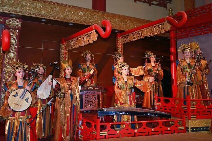 A Live Classical Chinese Orchestra