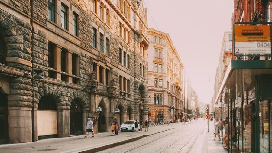 Helsinki English Speaking Walking Tour